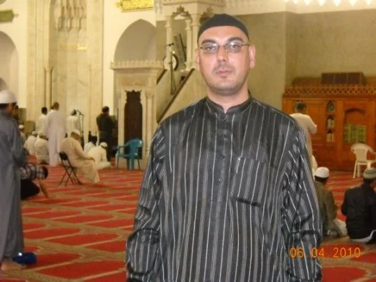 Sarfraz Khan