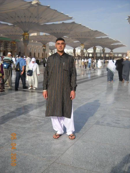 Sarfraz Khan