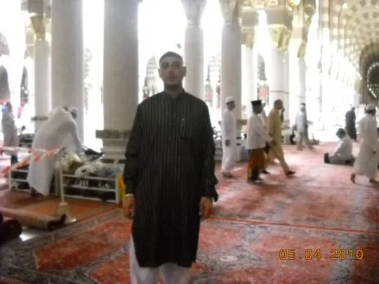 Sarfraz Khan
