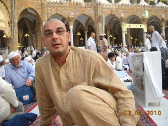 Sarfraz Khan