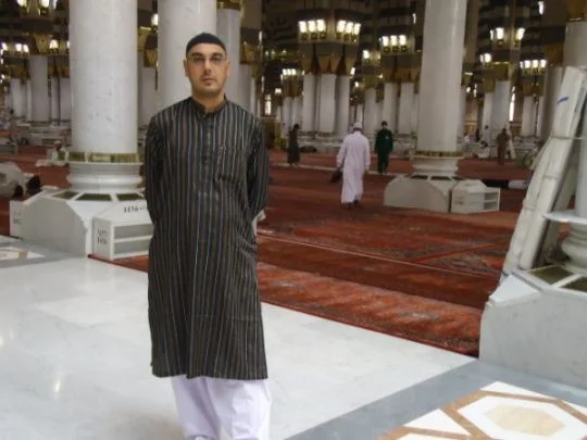 Sarfraz Khan