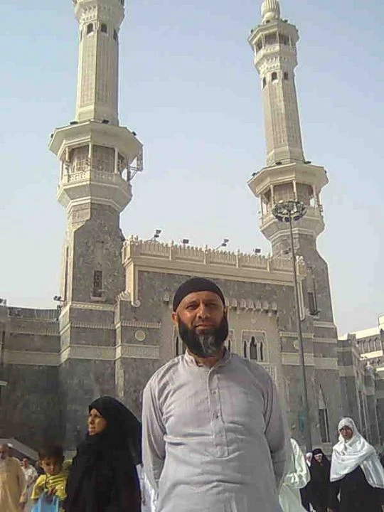 Sarfraz Khan