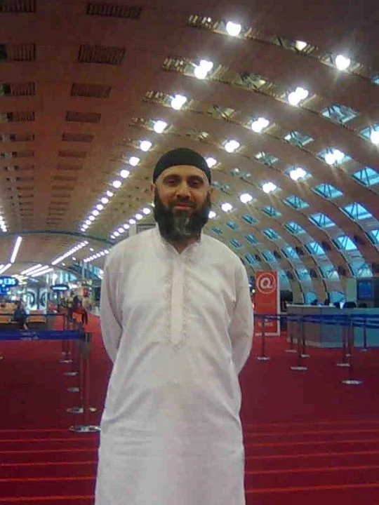 Sarfraz Khan