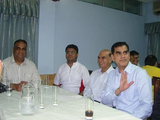 Tariq Mahmood